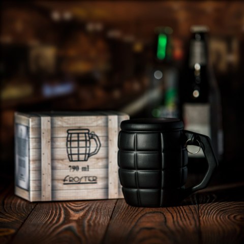 Gigantyczny Kubek Granat Czarny jak kufel do piwa